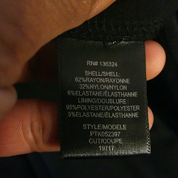 GIFTED💋HALSTON HERITAGE WRAP DRESS - Picture 5 of 5